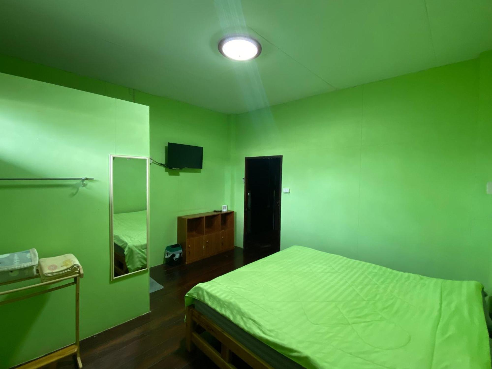 Homestay Baanmakpoo บ้านหมากพลู *